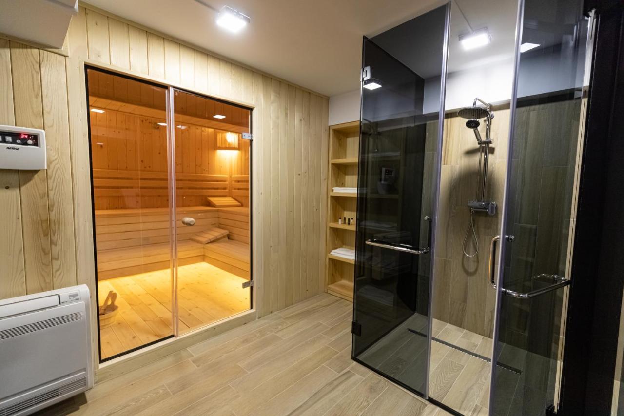 Ames Hotel & Spa Vlorë 외부 사진