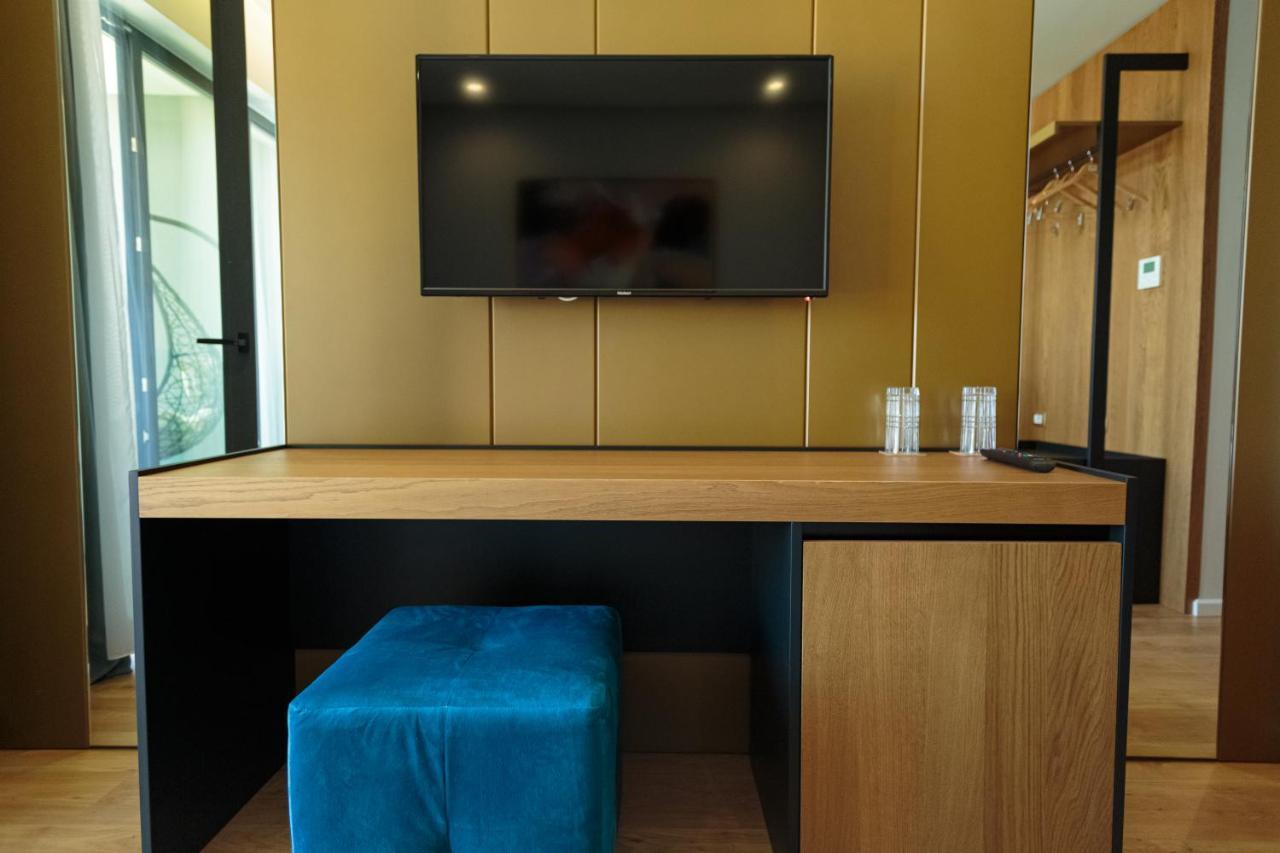Ames Hotel & Spa Vlorë 외부 사진